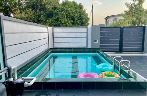 Port Dickson House | Feeqa Homestay & Pool Port Dickson