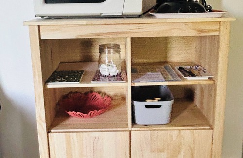 Le Pradet House | Feet in the water at the little port of Les Oursinières -