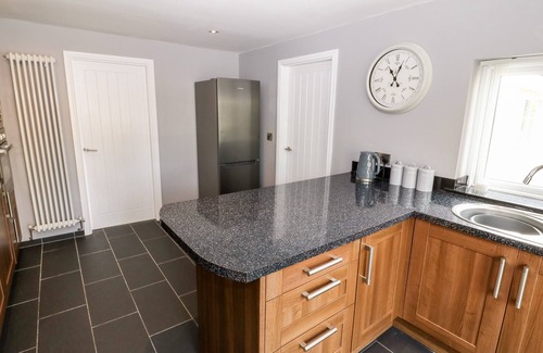 Dwyran Cottage | FELIN COTTAGE, family friendly, with open fire in Newborough