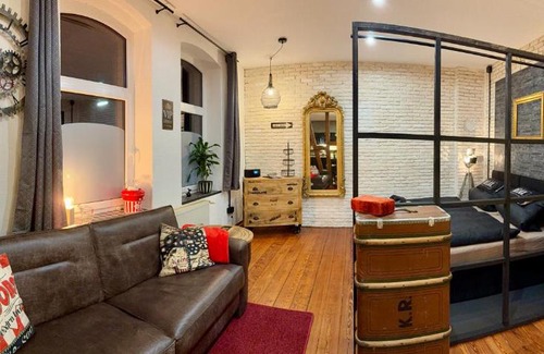 Burbach Apartment | Femo Ziegelei - tiny Loft - separater Eingang - Parkplatz