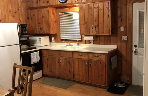 Lac du Flambeau Cabin | Fence Lake Retreat w/dock