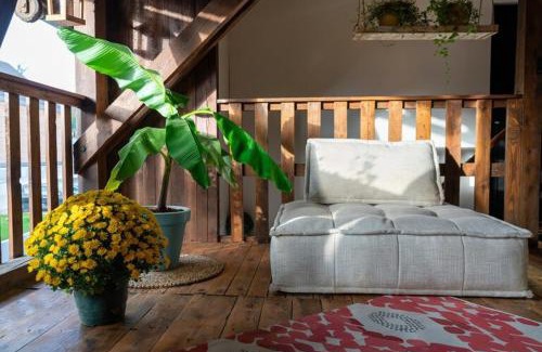 Griesheim-pres-Molsheim Apartment | Feng Shui apartment in small farmhouse