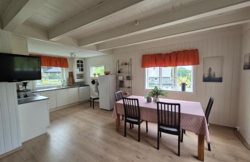 Austrheim House | Feriehus på Leirvåg/Austrheim