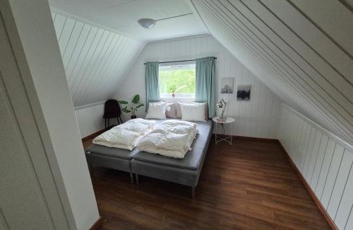 Austrheim House | Feriehus på Leirvåg/Austrheim