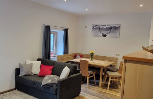 Ramsau bei Berchtesgaden Apartment | Ferienwohnung Wachterl, 1-4 Personen, 52 qm, Balkon, Wlan, Erdgeschoss
