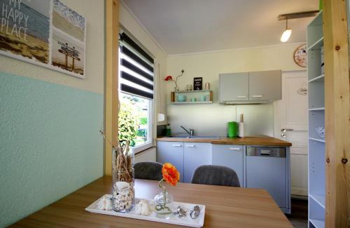 Zirkow Apartment | Ferienbungalow Serams by Rujana