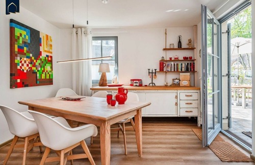 Zirchow House | Ferienhaus Auszeitfischer - Neu Errichtetes Ferienhaus in Ruhiger Wohngegend mit Parkplatz, Sauna