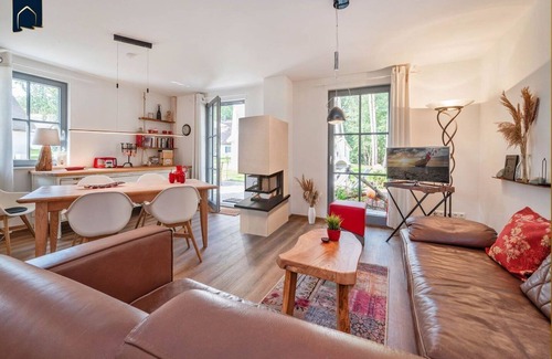 Zirchow House | Ferienhaus Auszeitfischer - Neu Errichtetes Ferienhaus in Ruhiger Wohngegend mit Parkplatz, Sauna