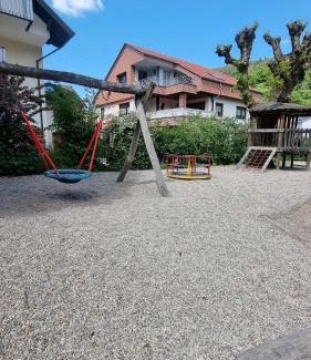 Buehlertal House | Ferienhaus Bühlertal mit 3 Fewos