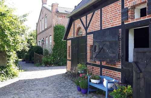 Fehmarn House | Ferienhaus für die Großfamilie oder Gruppenhaus auf dem Ferien- und Bauernhof Nielson in Inselmitte