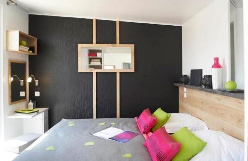 Wackersdorf House | Ferienhaus in Wackersdorf mit Whirlpool, Terrasse und Grill