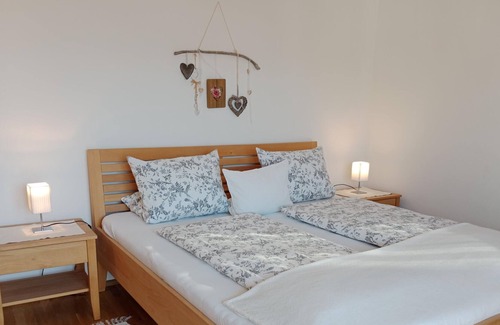 Lendorf Apartment | Ferienhaus Ranch mit Seeblick - Bauernhof Stauder