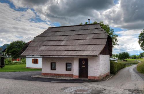 Schiefling am See House | Ferienhaus Toff