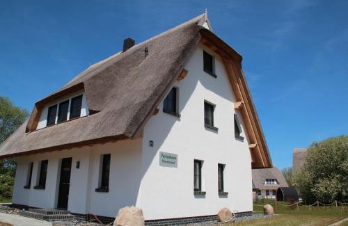 Dranske Apartment | Ferienhaus-Wiesengrund