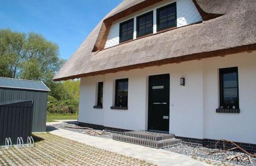 Dranske Apartment | Ferienhaus-Wiesengrund