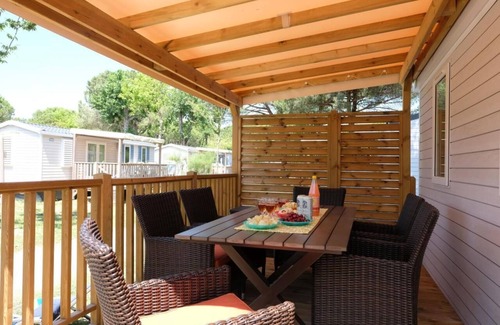 San Benedetto di Lugana House | Ferienpark Bella Italia Mobilhome Happy Premium Suite für 7 Personen