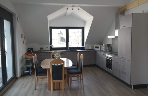 Radolfzell am Bodensee Apartment | Ferienwohnung "Kevin" mit 120qm, 2 Schlafzimmer, Balkon