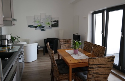 Radolfzell am Bodensee Apartment | Ferienwohnung "Kevin" mit 120qm, 2 Schlafzimmer, Balkon