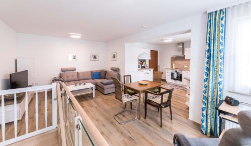 Poertschach am Woerthersee Apartment | Ferienwohnungen Pickert