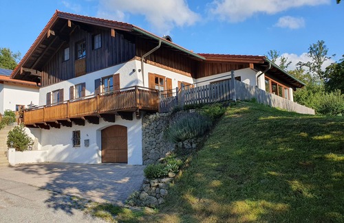 Bad Endorf Apartment | Ferienwohnung, 26 qm Erdgeschoss, 1 separates Schlafzimmer