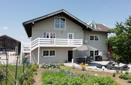 Waging am See Apartment | Ferienwohnung, 95 m², Maisonette, 2 Schlafzimmer
