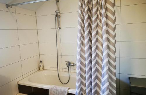 Kaiserslautern Apartment | Ferienwohnung am Waldpfad