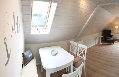 Bunsdorf Apartment | Ferienwohnung am Wittensee auf Idyllischem Resthof mit Spielscheune