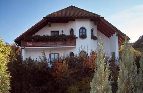 Emsetal Apartment | Ferienwohnung/app. für 4 Gäste mit 100m² in Waltershausen