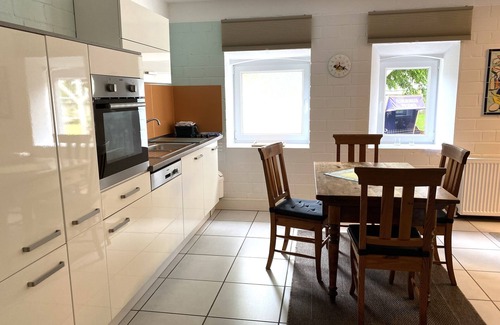Geltorf Apartment | Ferienwohnung/app. für 3 Gäste mit 51m² in Geltorf