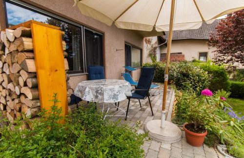 Espasingen Apartment | Ferienwohnung Auer