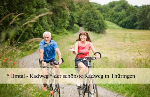 Bad Berka Apartment | Ferienwohnung Auszeit am Kurpark Bad Berka # Balkon # ruhige Lage # gratis Parkplatz & WLAN # Nähe Weimar # Weimarer Land