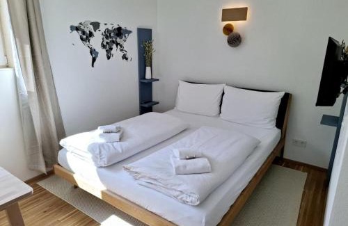 Oberammergau Apartment | Ferienwohnung Bergufer - Studio im Souterrain