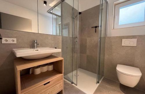 Oberammergau Apartment | Ferienwohnung Bergufer - Studio im Souterrain
