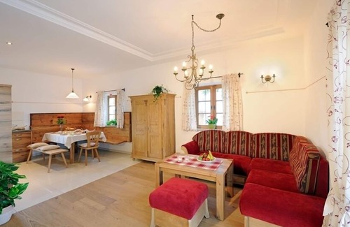 Hoslwang Apartment | Ferienwohnung "Chiemsee", 110 qm Erdgeschoss, 3 separate Schlafzimmer