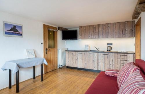 Avelengo Apartment | Ferienwohnung Enzian Nusserhof