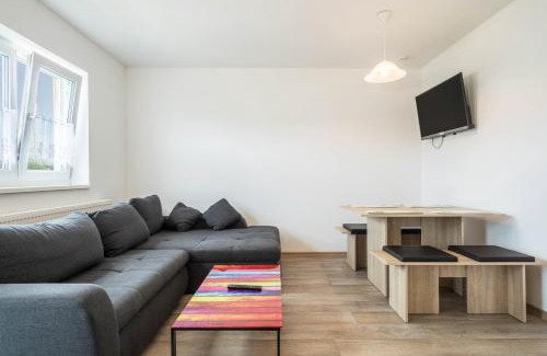 Reutin Apartment | Ferienwohnung Eyrich Og