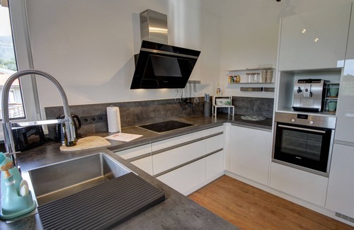 Inzell Apartment | Ferienwohnung für 2-5 Personen, 2 Schlafzimmer mit Terrasse und Balkon, 75 m²