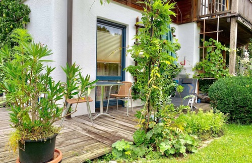 Frasdorf Apartment | Ferienwohnung für 2 Personen, 40 qm, Erdgeschoss, Wohn/Schlafraum mit Kochnische, Bad DU/WC