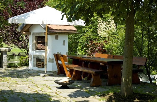 Sonnen Apartment | Ferienwohnung für bis zu 4 Personen im 2. Stock mit Balkon und zwei seperaten Schlafzimmern