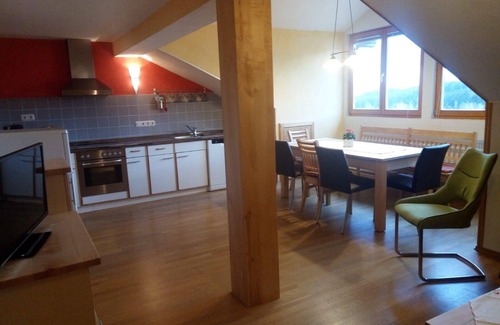 Rabenstein Apartment | Ferienwohnung Falkenstein