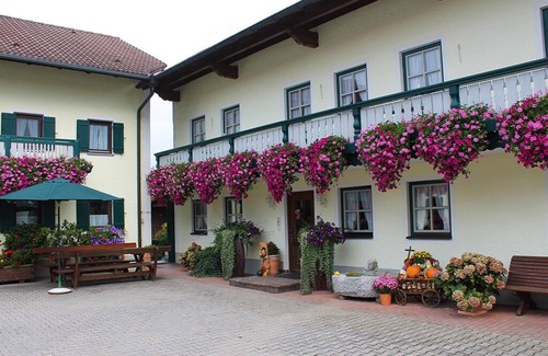 Bad Birnbach Apartment | Ferienwohnung | Gemütliche FeWo mit kostenlosen Leihfahrrädern