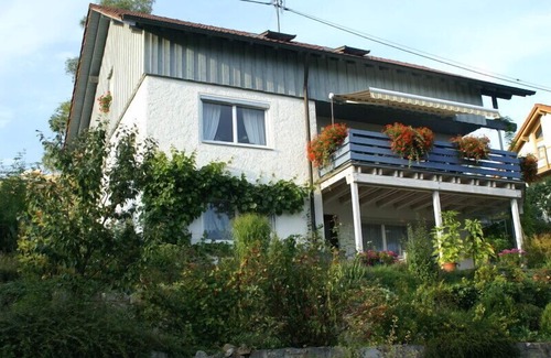 Gomadingen Apartment | Ferienwohnung Haus Elke, 50qm, 1 Schlafraum, maximal 4 Personen