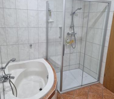 Ilmenau Apartment | Ferienwohnung im Villenviertel Ilmenau