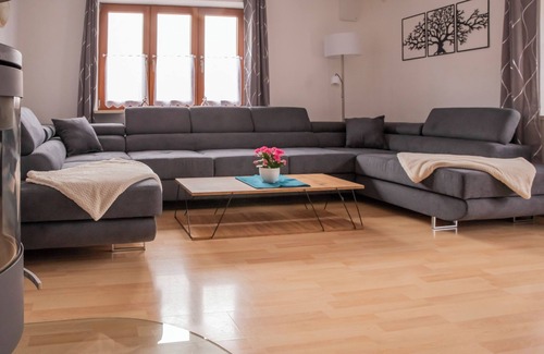 Aufham Apartment | Ferienwohnung mit 2 Schlafzimmern, Balkon