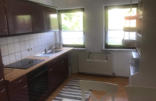 Lam Apartment | Ferienwohnung mit Zwei Schlafzimmern in Ruhiger Lage