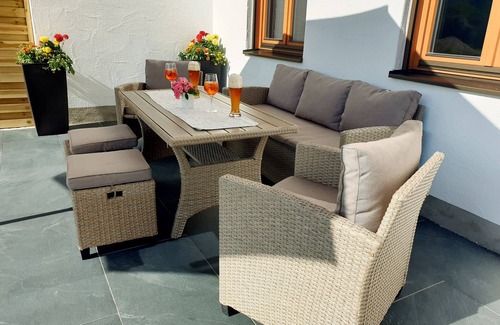 Soechtenau Apartment | Ferienwohnung Morgensonne, 60 qm Obergeschoss, Separates Schlafzimmer