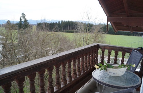 Hoslwang Apartment | Ferienwohnung "Morgensonne", 96 qm Dachgeschoss, 3 separate Schlafzimmer