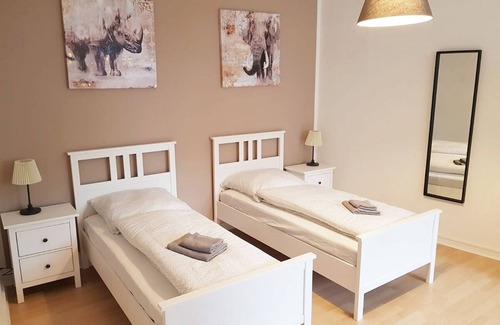 Barbaraviertel Apartment | Ferienwohnung Neuss 12, 2 Schlafzimmer, Max. 4 Personen