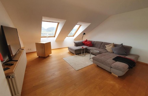 Merzig Apartment | Ferienwohnung Nussbaum