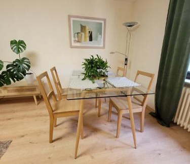 Bobenheim am Berg Apartment | Ferienwohnung Riesling
